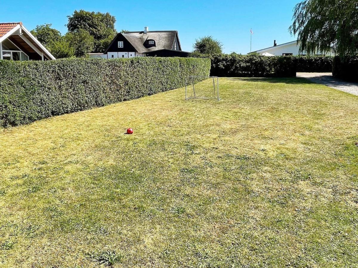 6 Person Holiday Home In Bjert Sønder Bjert Buitenkant foto
